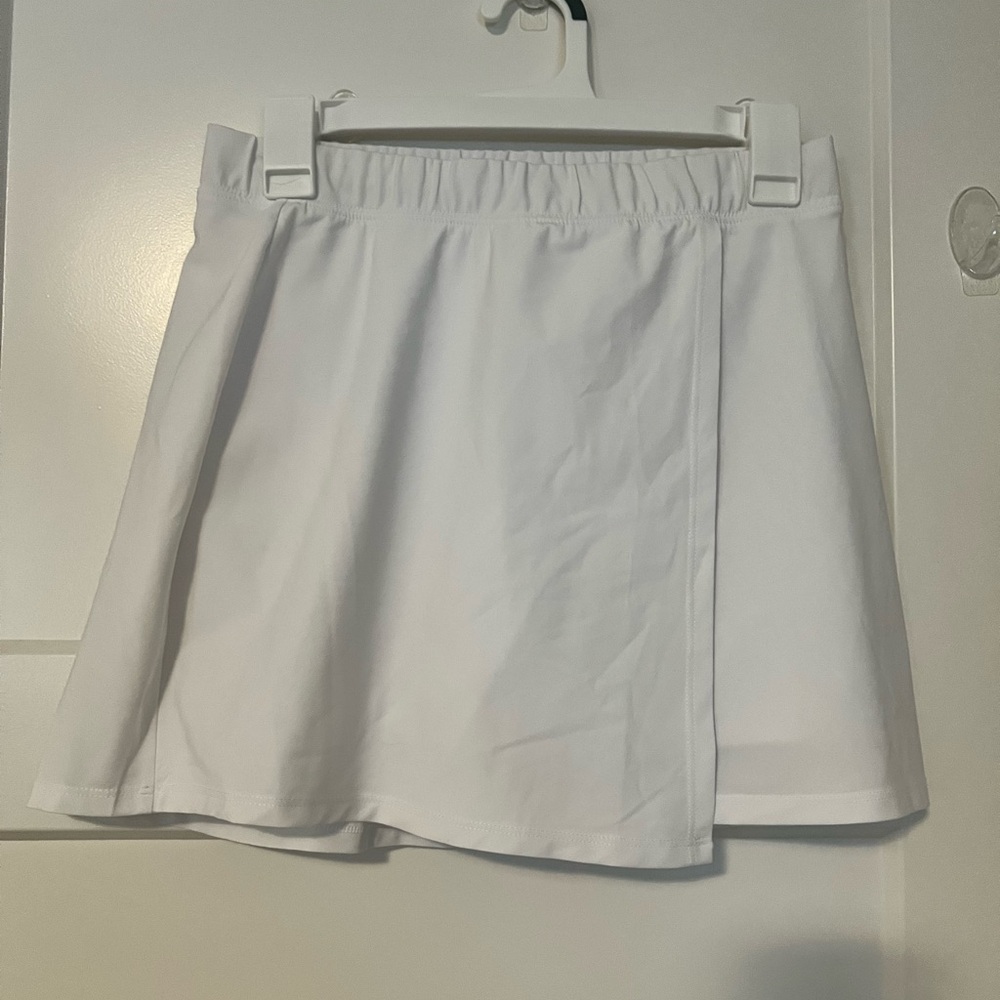 Abercrombie & Fitch active skirt with shorts under!